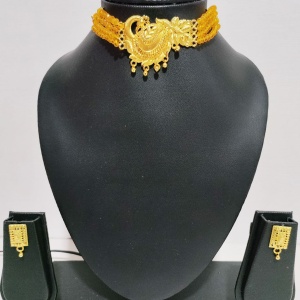 SM39-O Peacock Traditional Wear Choker Fancy Designs