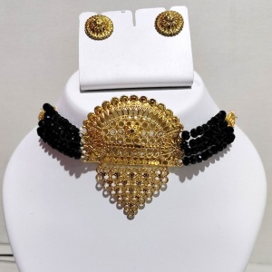 SM44 Black Beads Choker Design - Imitation Jewelry